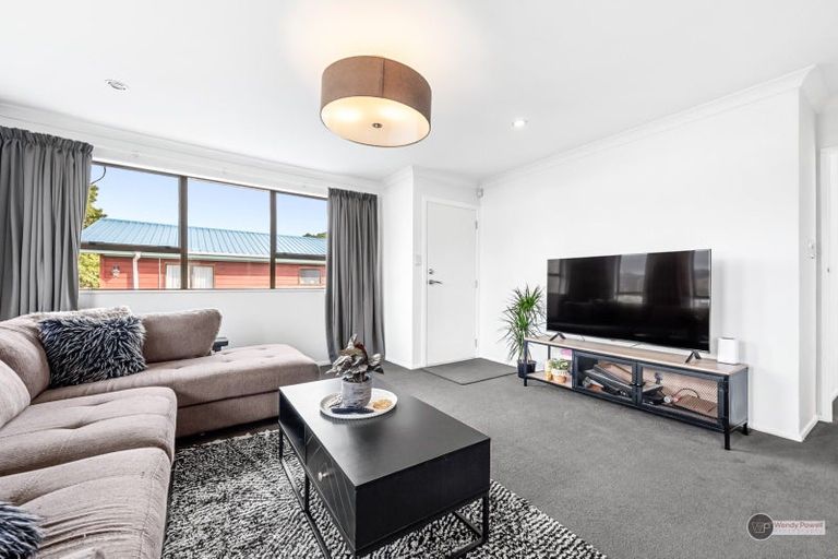 Photo of property in 208a California Drive, Totara Park, Upper Hutt, 5018