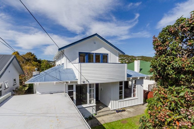 Photo of property in 65 Friend Street, Karori, Wellington, 6012