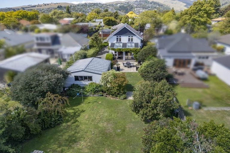 Photo of property in 35 Aylmer Street, Somerfield, Christchurch, 8024