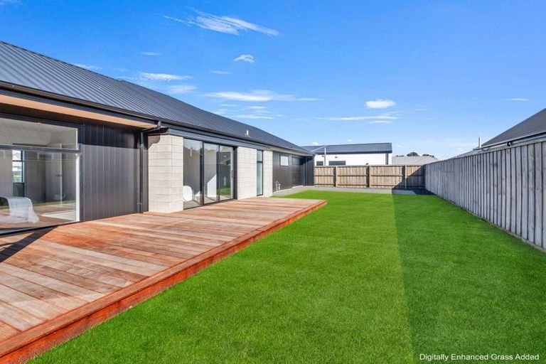 Photo of property in 2 Dynes Road, Rolleston, 7615