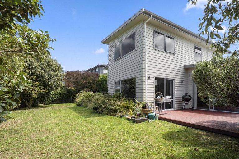Photo of property in 42 Waverton Terrace, Churton Park, Wellington, 6037