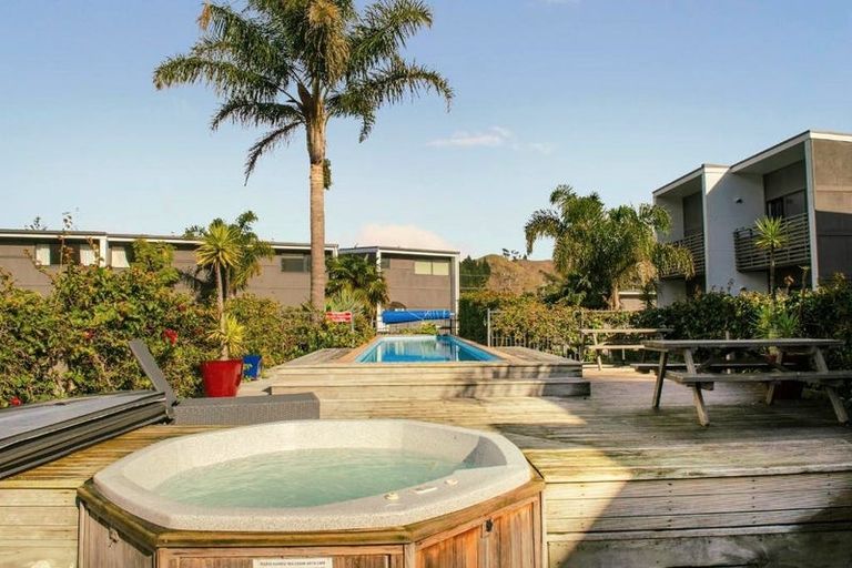 Photo of property in 27/1 Centennial Drive, Whitianga, 3510