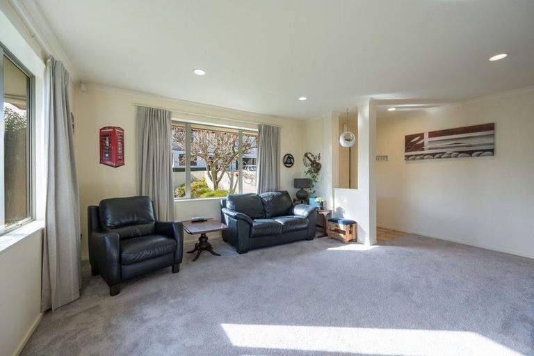 Photo of property in 8 Aspen Place, Stoke, Nelson, 7011