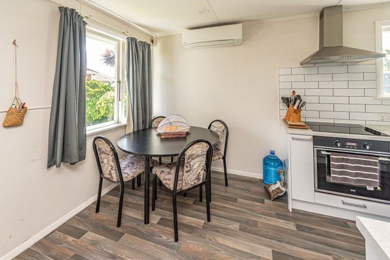 Photo of property in 90 Harper Street, Gonville, Whanganui, 4501