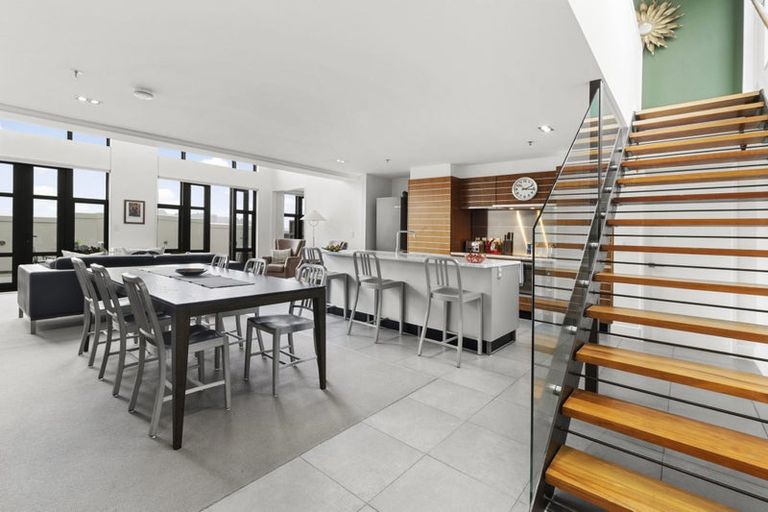 Photo of property in Augusta Apartments, 34/254 Willis Street, Te Aro, Wellington, 6011