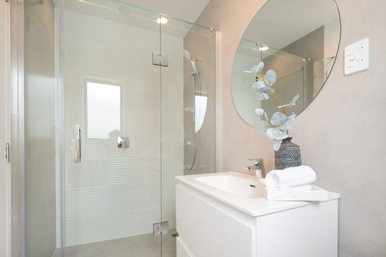 Photo of property in 7b Poto Street, Te Atatu South, Auckland, 0610