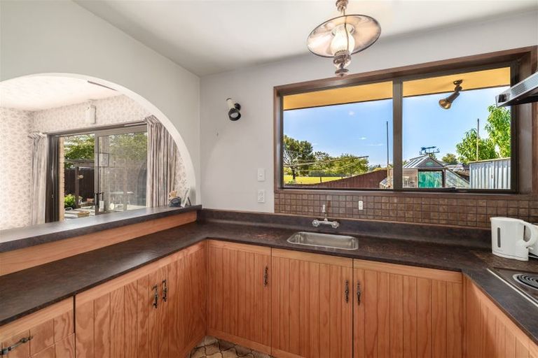 Photo of property in 34 Karnak Crescent, Russley, Christchurch, 8042