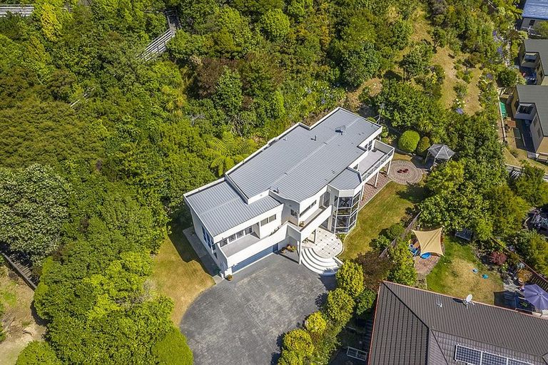 Photo of property in 6 Iona Place, Papakowhai, Porirua, 5024