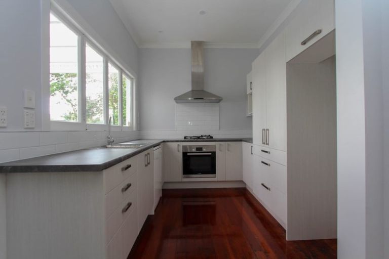 Photo of property in 36 Fifth Avenue, Enderley, Hamilton, 3214