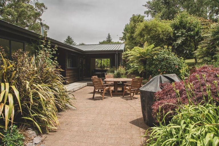 Photo of property in 123 Mapara Road, Acacia Bay, Taupo, 3385