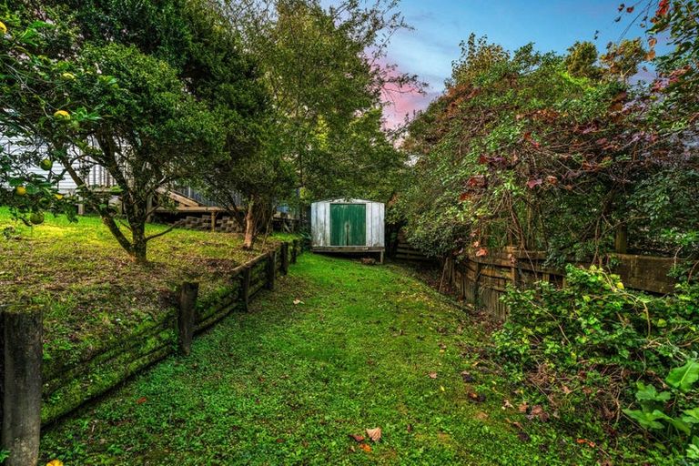 Photo of property in 437 Don Buck Road, Massey, Auckland, 0614
