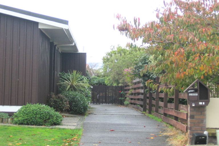 Photo of property in 10a Cypress Grove, Paraparaumu, 5032