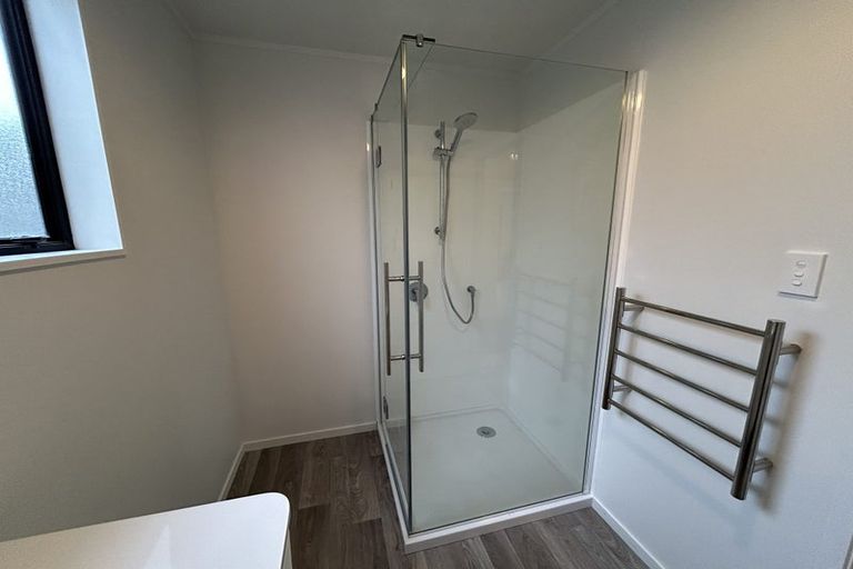 Photo of property in 14 Chablis Place, Henderson, Auckland, 0612