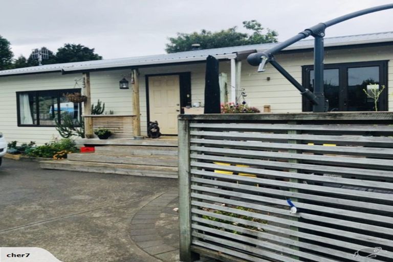 Photo of property in 33 Campbell Avenue, Paraparaumu, 5032