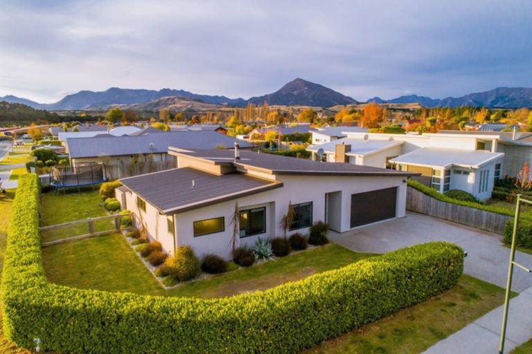 Photo of property in 54 Frye Crescent, Albert Town, Wanaka, 9305
