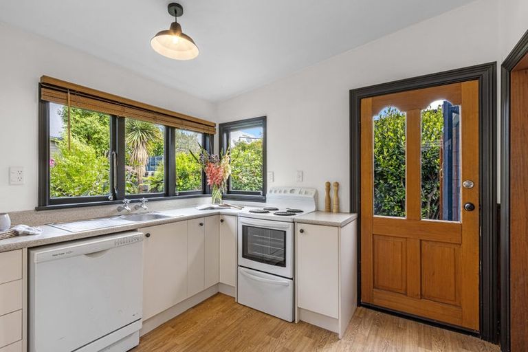 Photo of property in 123 Waltham Road, Sydenham, Christchurch, 8023