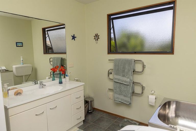 Photo of property in 10 Ngatiwai Place, Whangaruru, Hikurangi, 0184