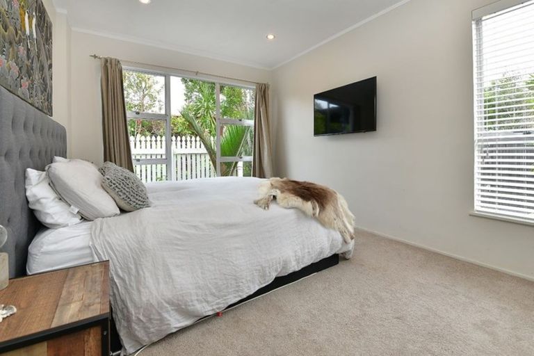 Photo of property in 3b Balmain Road, Birkenhead, Auckland, 0626