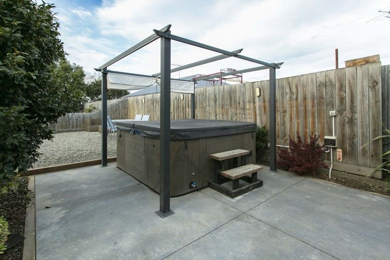 Photo of property in 18 Oxford Street, Hampstead, Ashburton, 7700