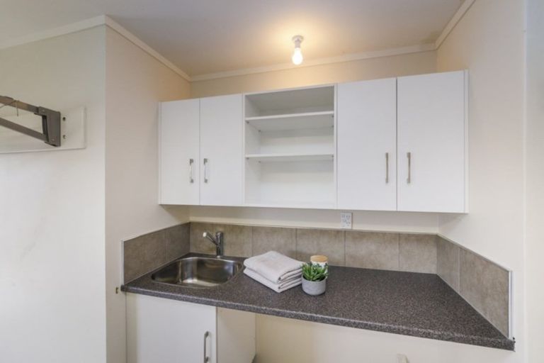 Photo of property in 15a Poole Street, Feilding, 4702