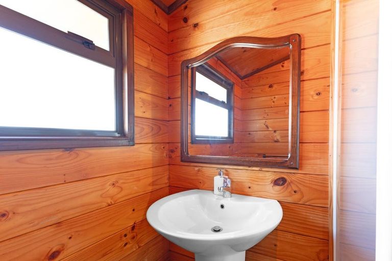 Photo of property in 10a Alpha Avenue, Coastlands, Whakatane, 3120