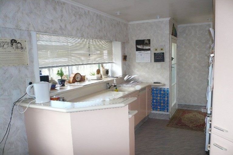 Photo of property in 35 Berkley Avenue, Hillcrest, Hamilton, 3216