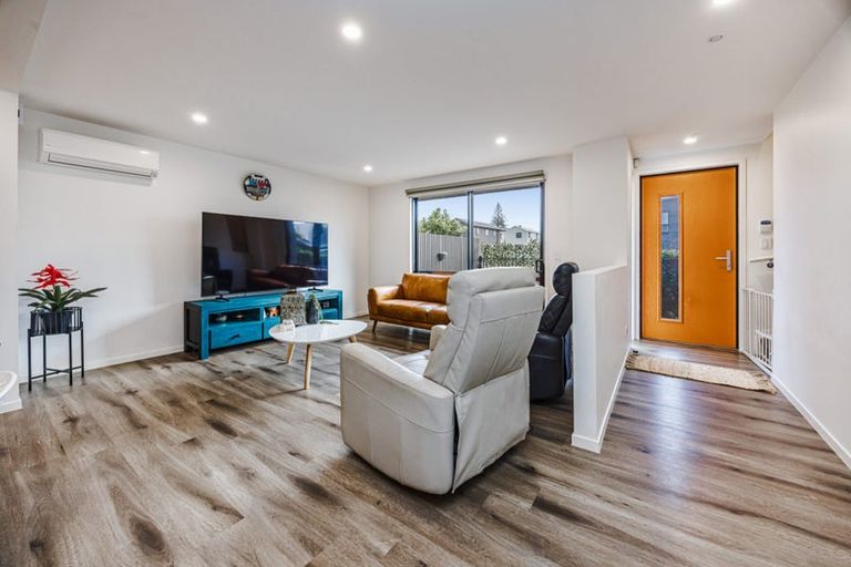 Photo of property in 29 Cessna Crescent, Mangere, Auckland, 2022