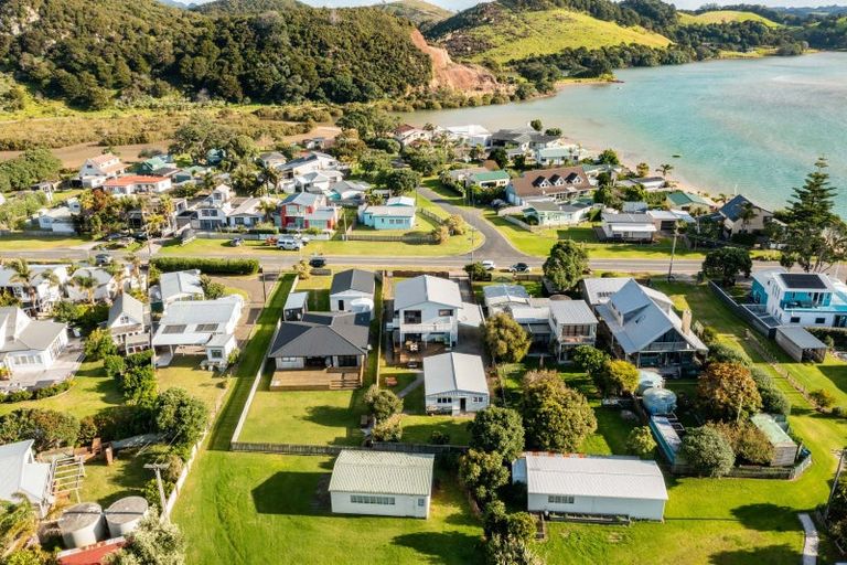 Photo of property in 894 Pataua South Road, Pataua South, Onerahi, 0192