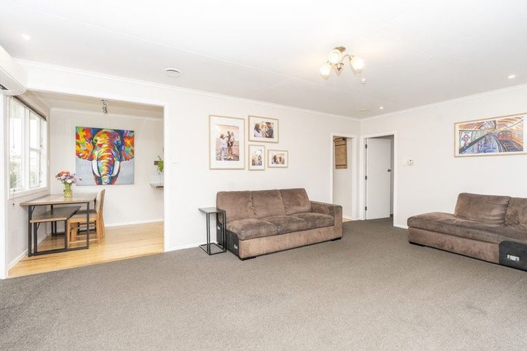 Photo of property in 23 Susan Place, Deanwell, Hamilton, 3206