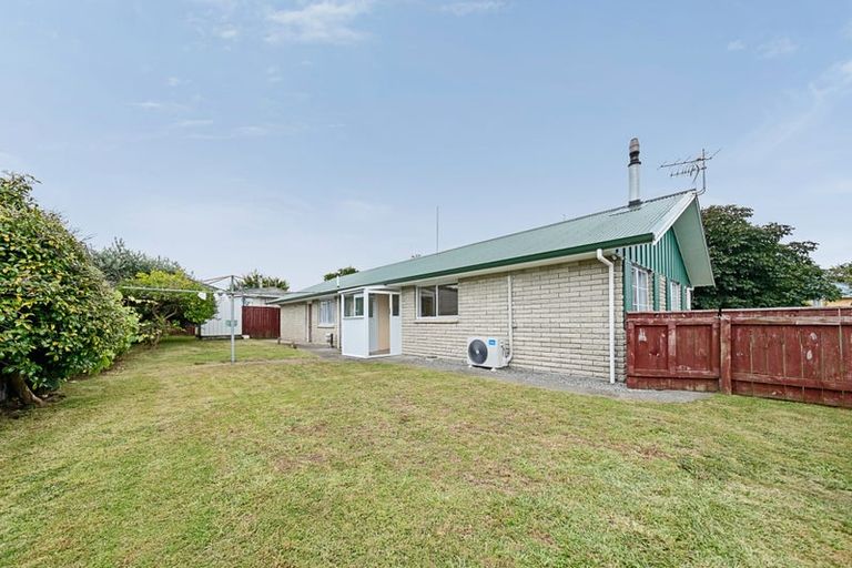 Photo of property in 13 Uenuku Place, Waitara, 4320