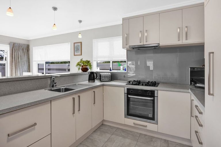 Photo of property in 11 Grey Street, Hawera, 4610