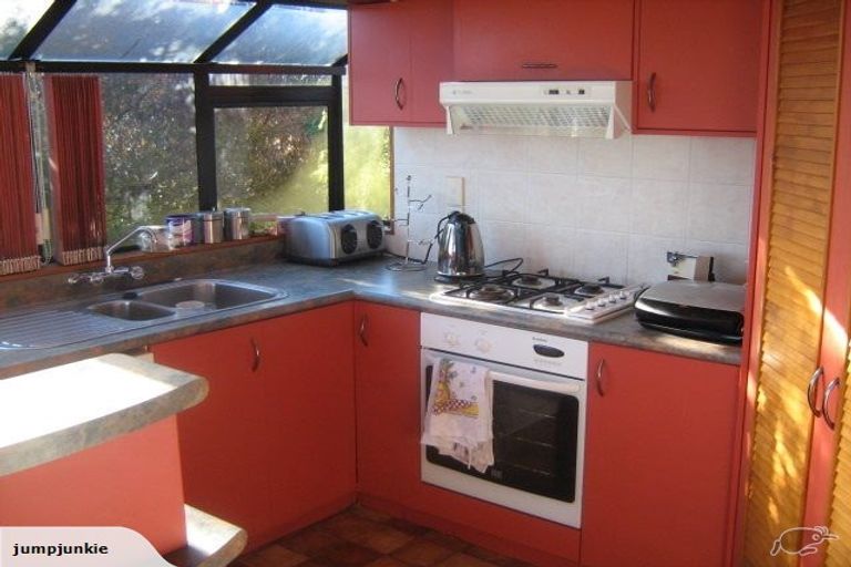 Photo of property in 11 Gladstone Grove, Richmond Heights, Taupo, 3330