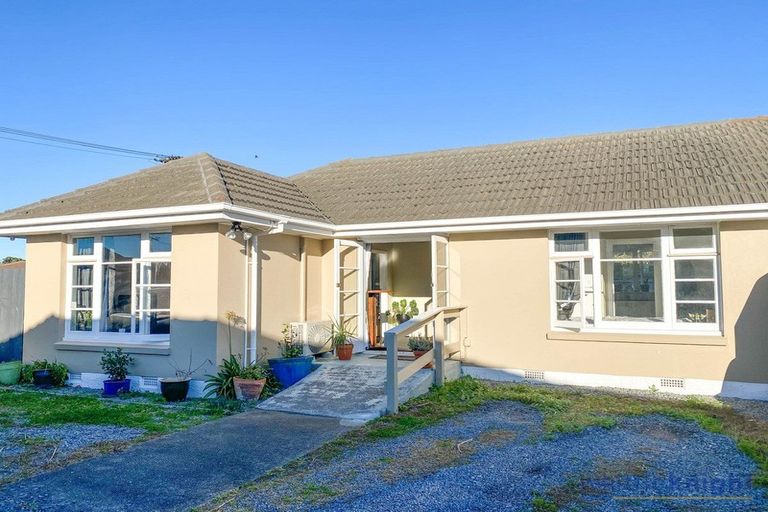 Photo of property in 1/100 Oram Avenue, New Brighton, Christchurch, 8061