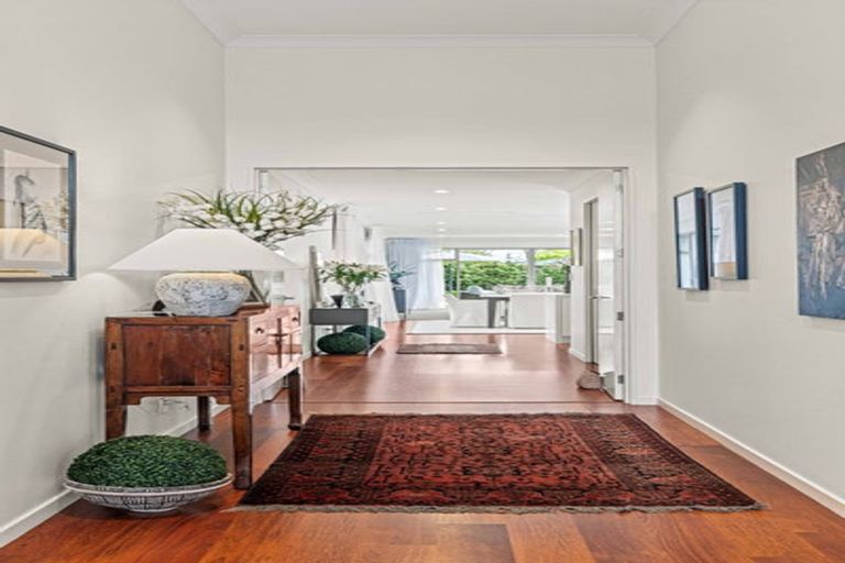 Photo of property in 77 Perry Street, Papanui, Christchurch, 8053