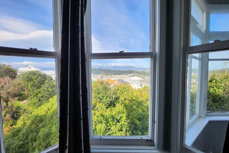 Photo of property in 55 Central Terrace, Kelburn, Wellington, 6012