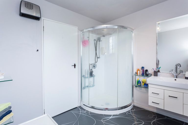 Photo of property in 43 Glenross Street, Glenross, Dunedin, 9011