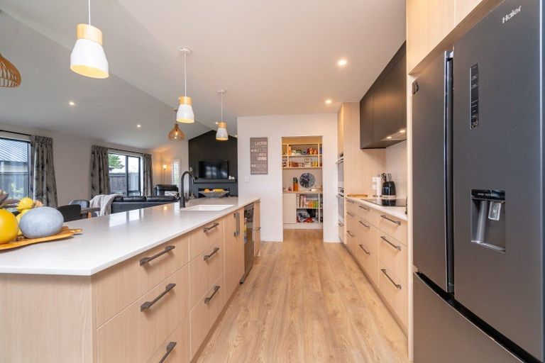 Photo of property in 143 Wingatui Road, Mosgiel, 9024