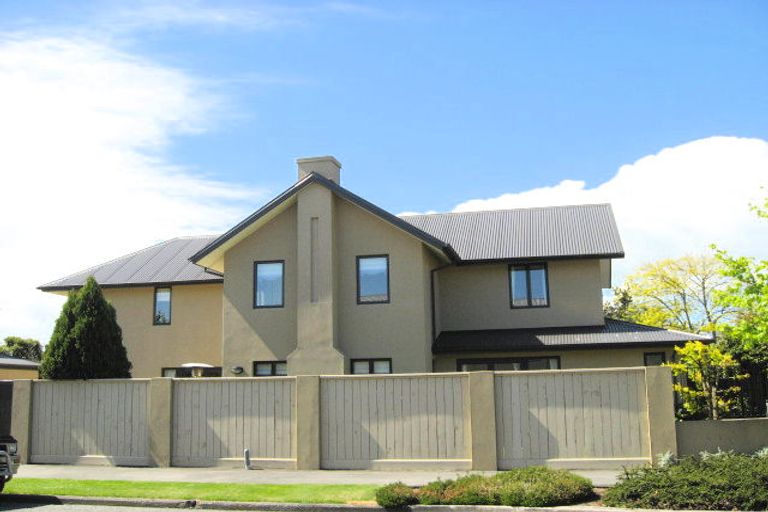 Photo of property in 2 Westburn Terrace, Burnside, Christchurch, 8041