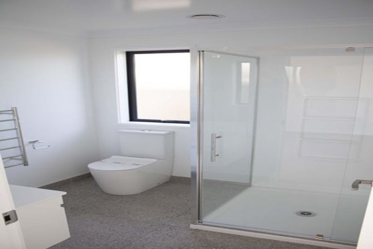 Photo of property in 205 Te Okuroa Drive, Papamoa, 3118