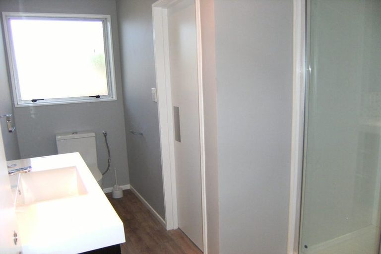 Photo of property in 2/417 Bower Avenue, Parklands, Christchurch, 8083