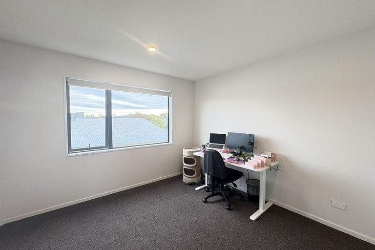 Photo of property in 2/112 Burke Street, Sydenham, Christchurch, 8023