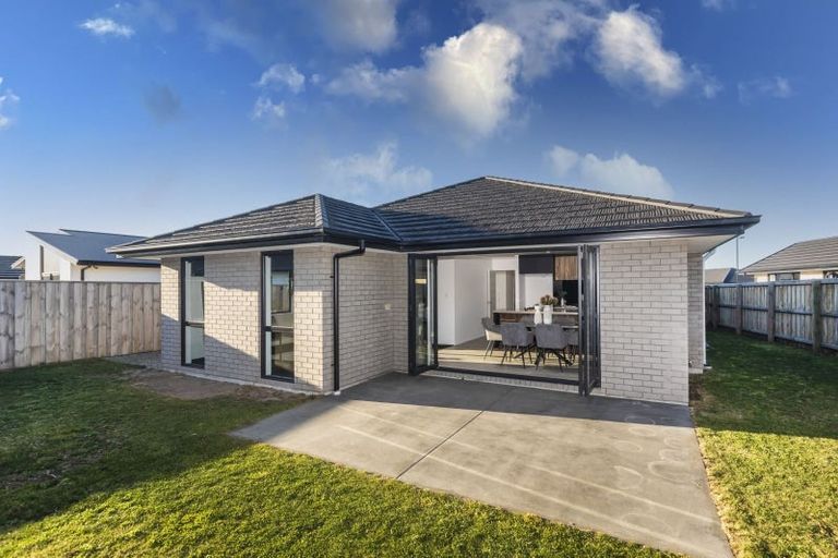 Photo of property in 73 Lady Isaac Drive, Rolleston, 7615