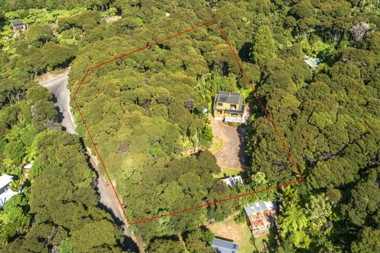 Photo of property in 5 Waihirere Drive, Tuateawa, Coromandel, 3583