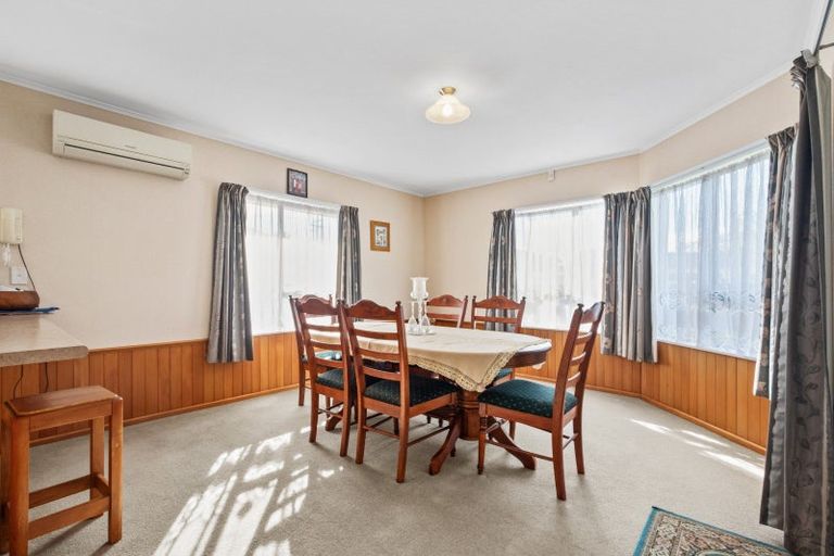 Photo of property in 2/1 Nelson Street, Papakura, 2110
