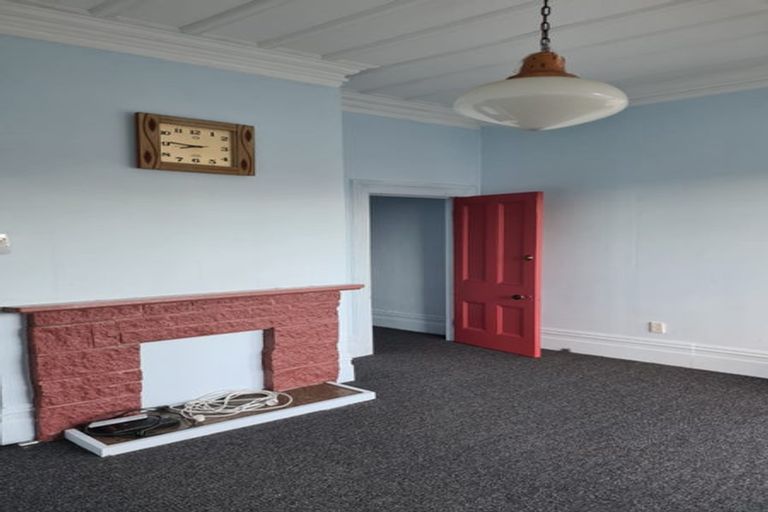 Photo of property in 8a Moa Road, Point Chevalier, Auckland, 1022
