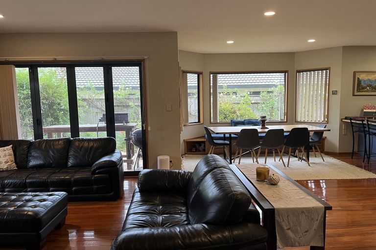 Photo of property in 39 Abby Road, Fitzherbert, Palmerston North, 4410