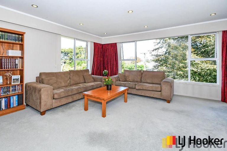 Photo of property in 26 Rothery Road, Hillpark, Auckland, 2102