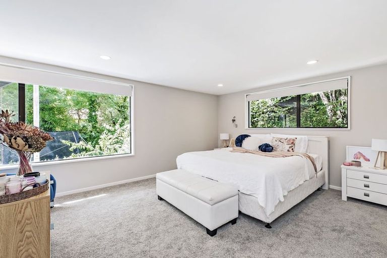 Photo of property in 10 Bengal Drive, Cashmere, Christchurch, 8022