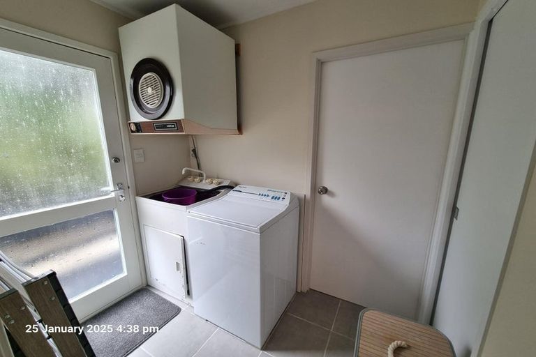 Photo of property in 1/13 Valhalla Drive, Beach Haven, Auckland, 0626