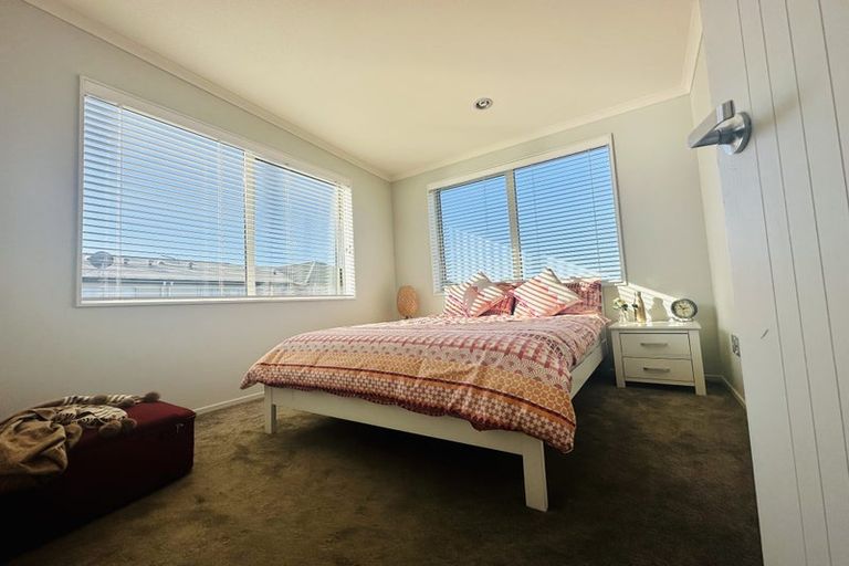 Photo of property in 31 Hakawai Avenue, Takanini, 2112